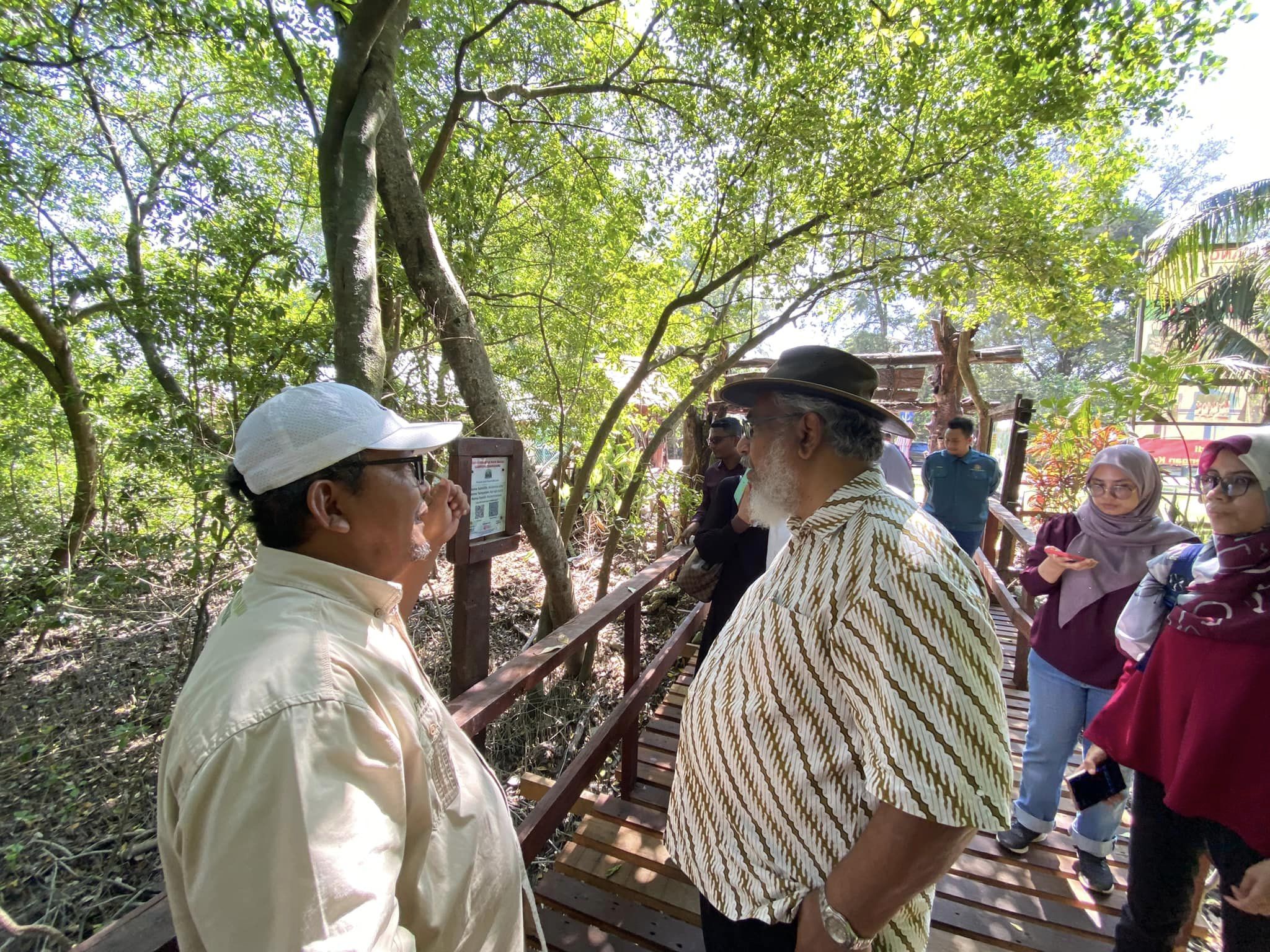 TAMAN REKREASI PAYA BAKAU SIJANGKANG