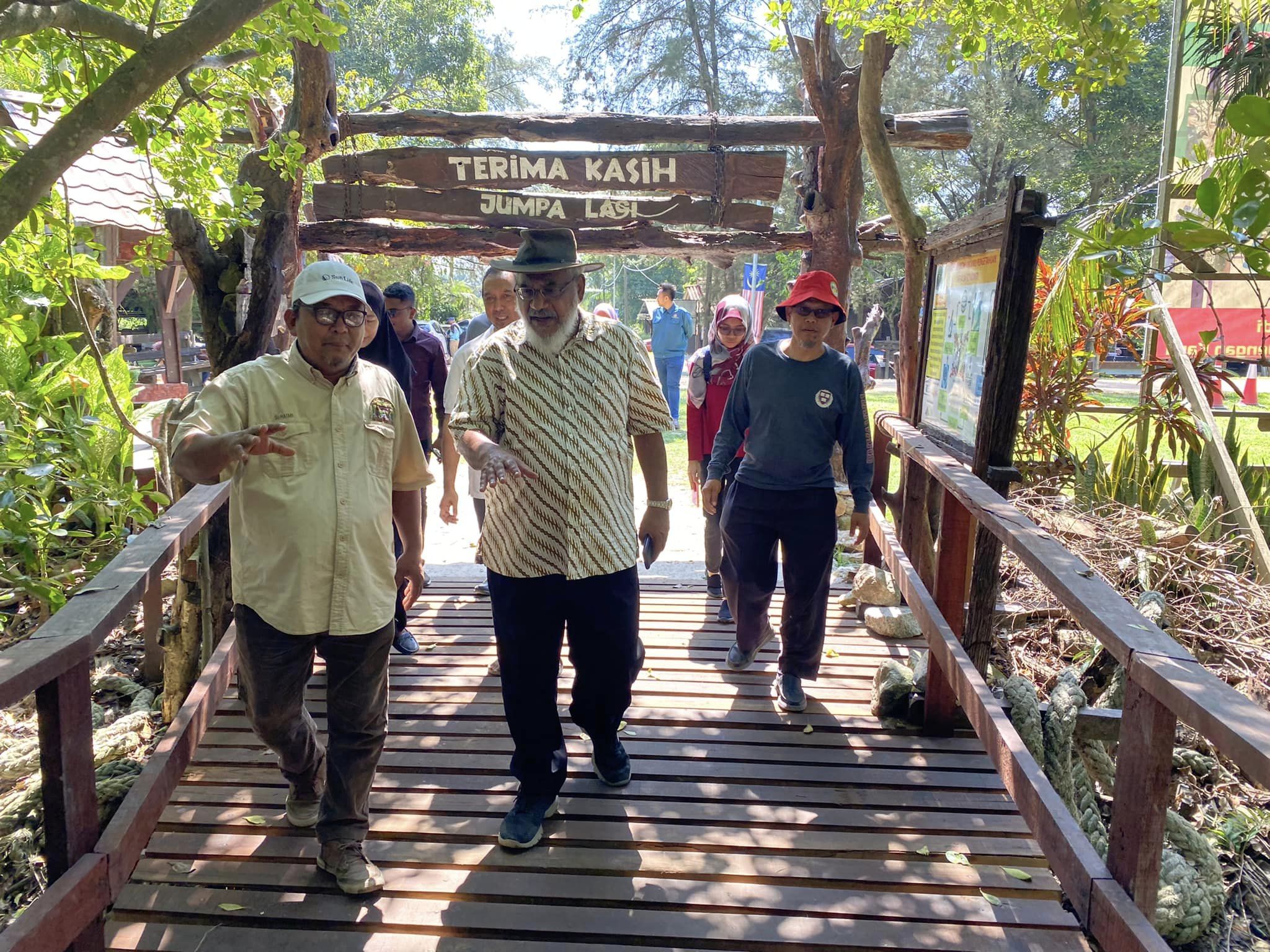 TAMAN REKREASI PAYA BAKAU SIJANGKANG